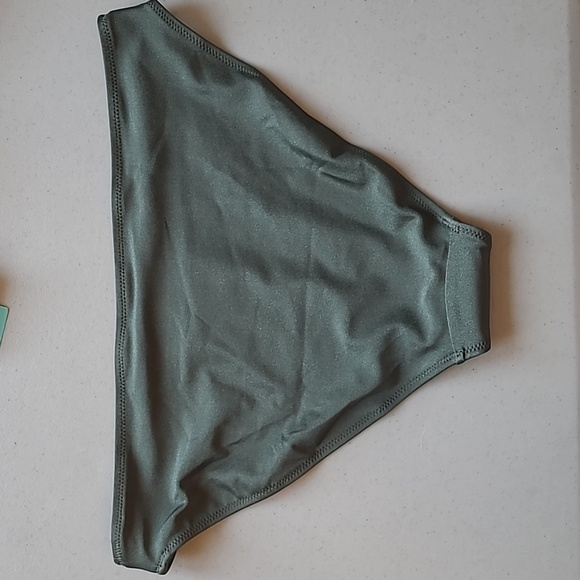 SZ8/32B H&M Bikini NWT Swimwear Push Up Green Bikini - Picture 8 of 11